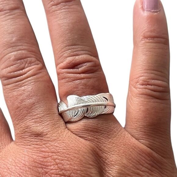 The Dainty Feather adjustable 925 silver ring - Picture 2 of 6